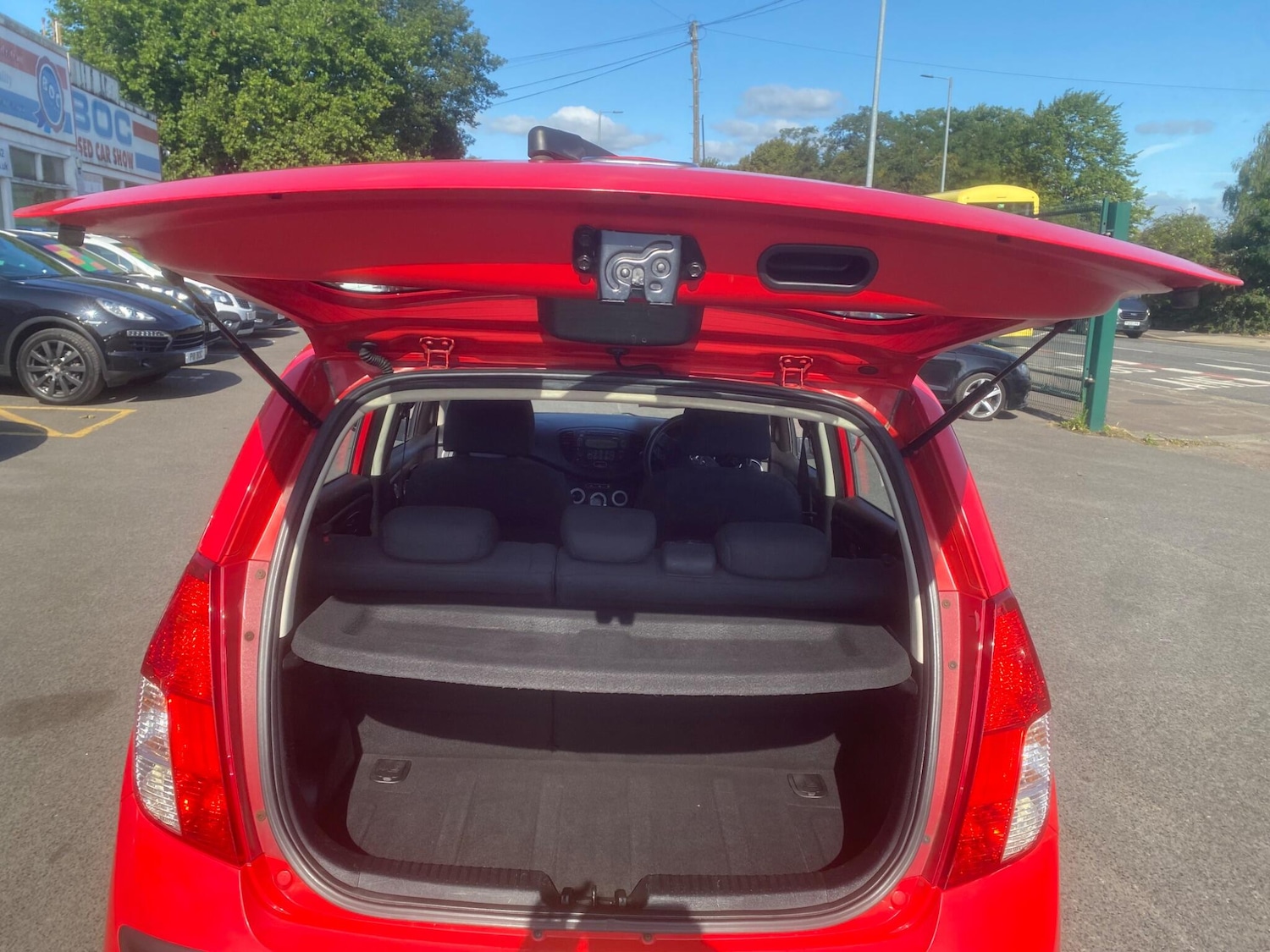 Used Hyundai i10 for sale - 76993670: Photo 39