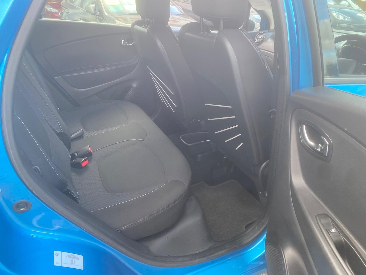 Used Renault Captur 2015 for sale - 76991109: Photo 41