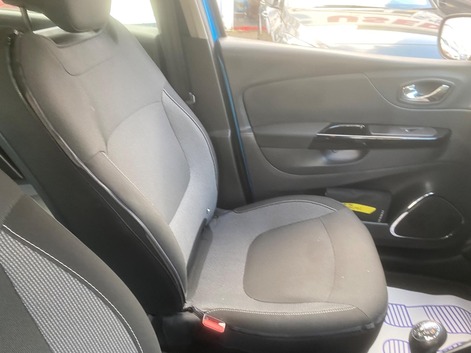 Used Renault Captur 2015 for sale - 76991109: Photo 47