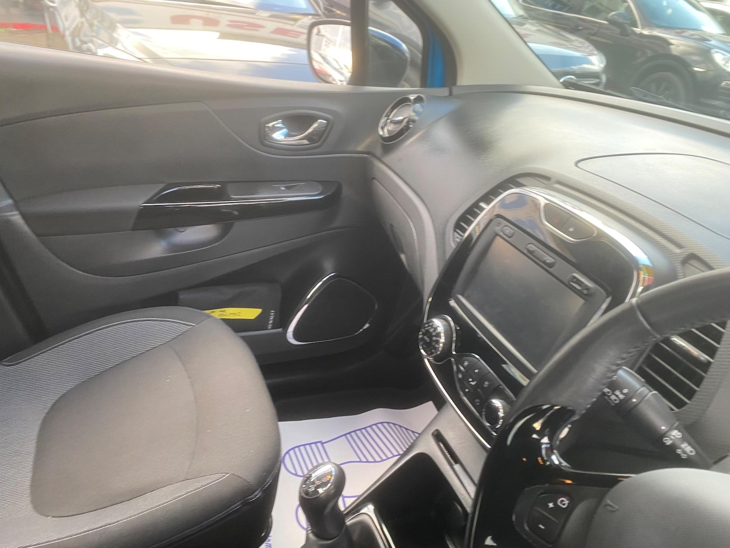 Used Renault Captur 2015 for sale - 76991109: Photo 49