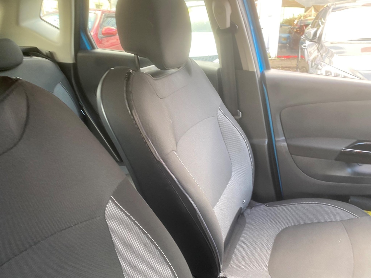 Used Renault Captur 2015 for sale - 76991109: Photo 51