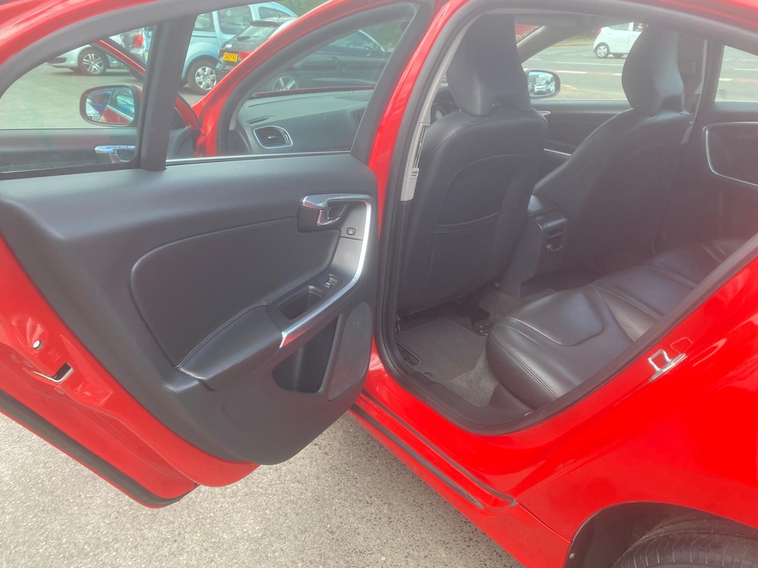 Used Volvo S60 2016 for sale - 76549150: Photo 31