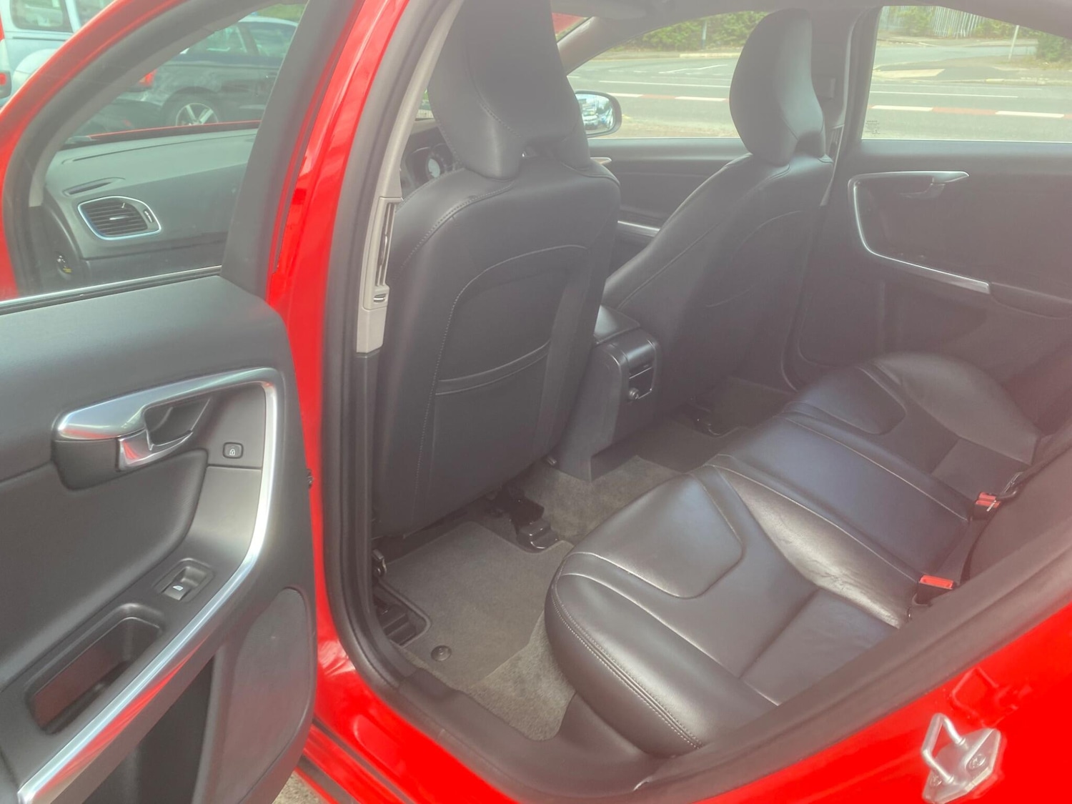 Used Volvo S60 2016 for sale - 76549150: Photo 32