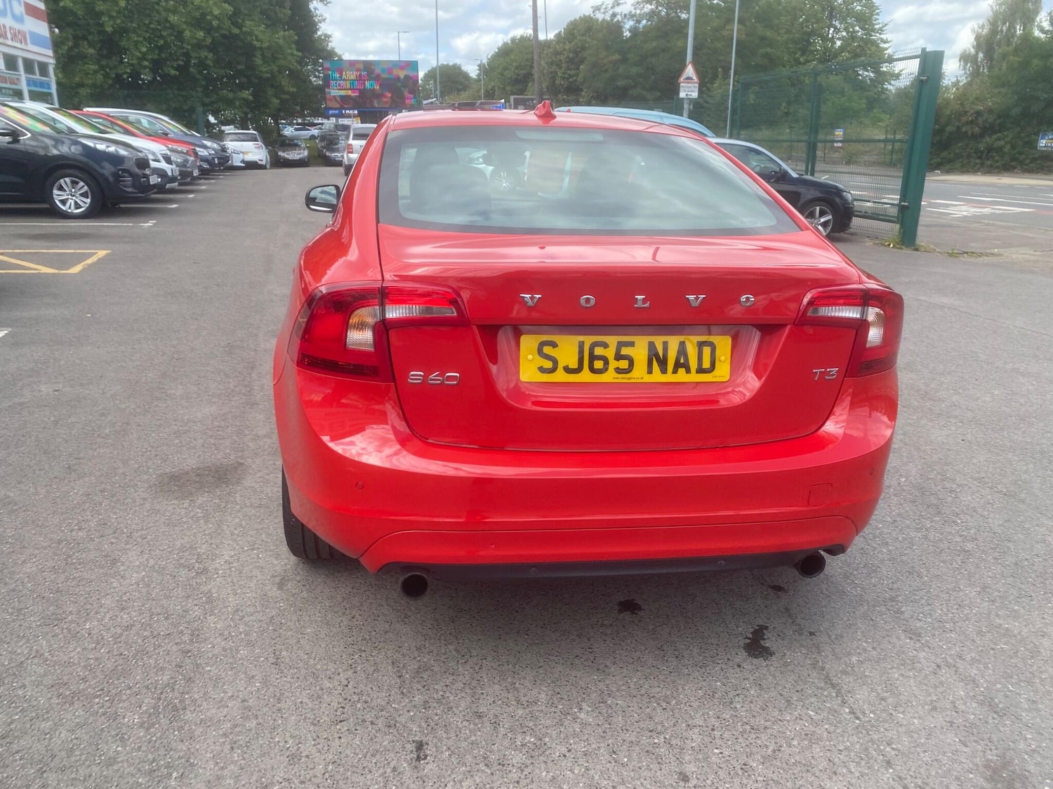 Used Volvo S60 2016 for sale - 76549150: Photo 38