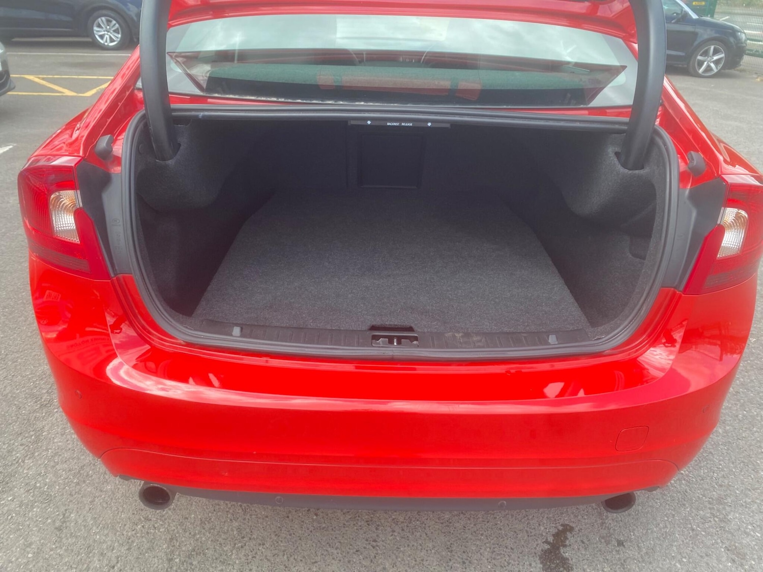 Used Volvo S60 2016 for sale - 76549150: Photo 40