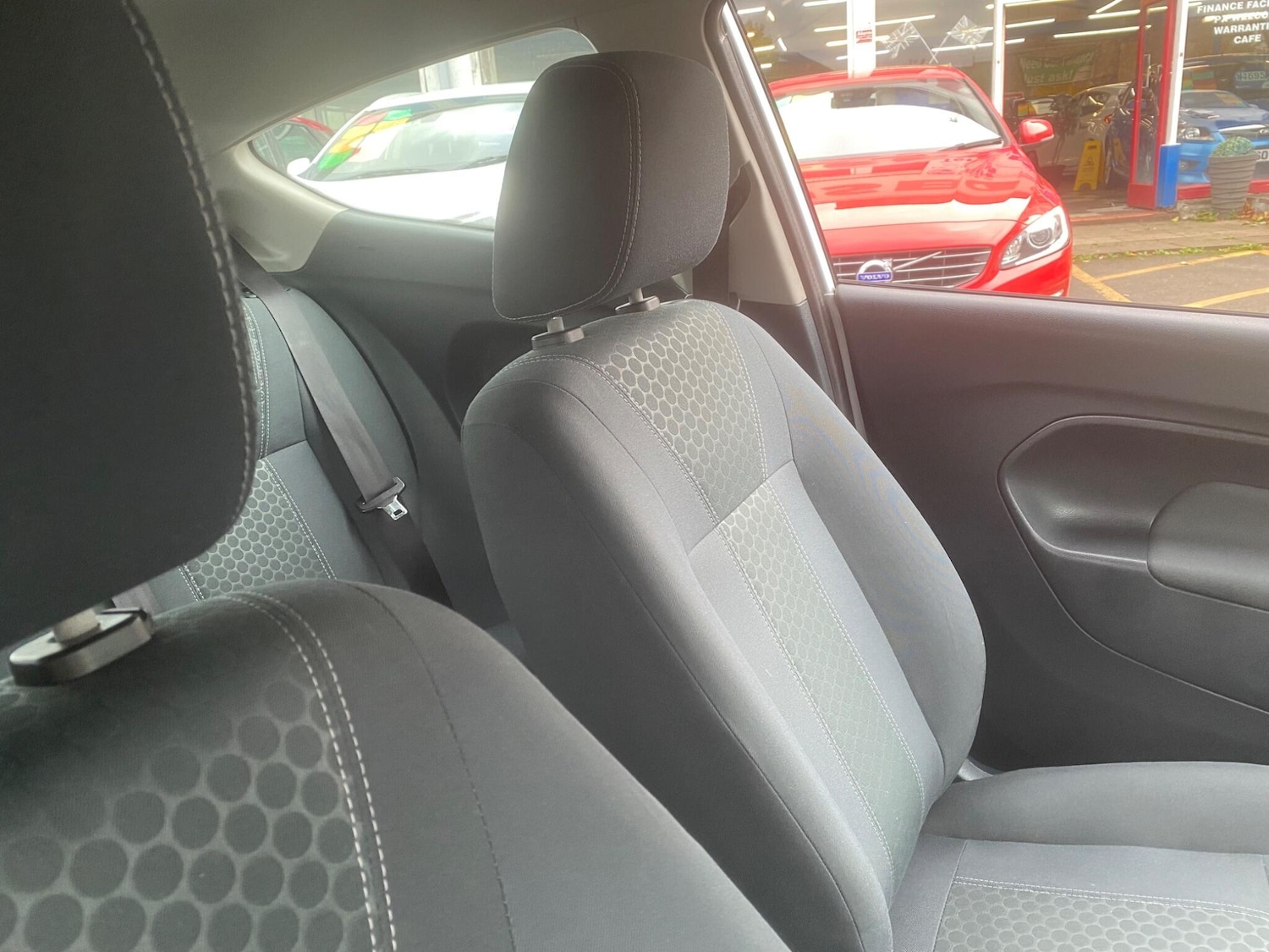 Used Ford Fiesta 2012 for sale - 76549357: Photo 52