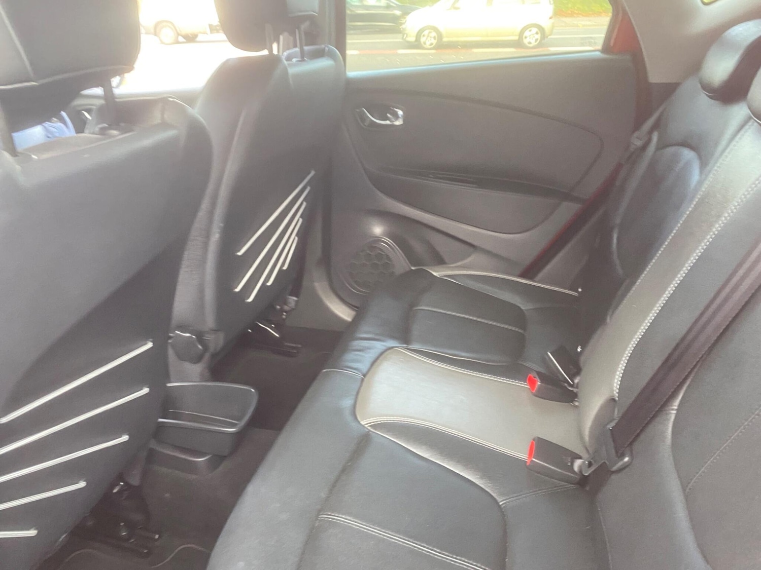 Used Renault Captur 2016 for sale - 76832263: Photo 29