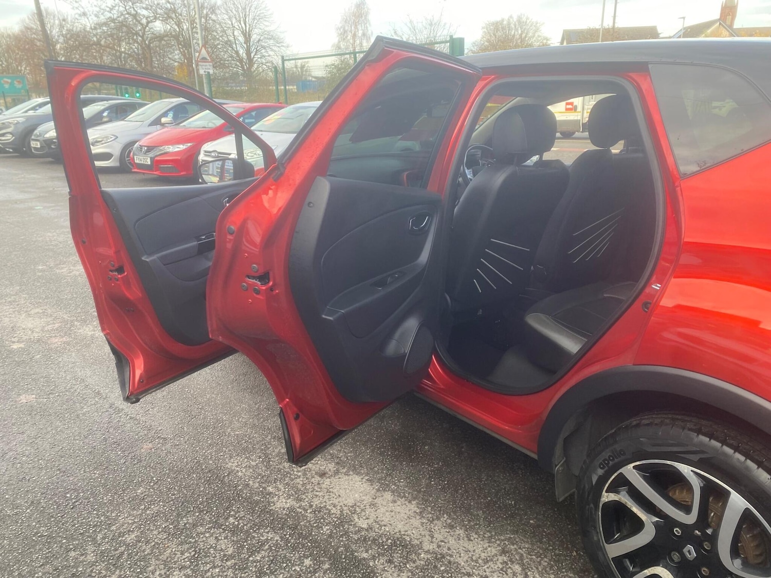 Used Renault Captur 2016 for sale - 76832263: Photo 32