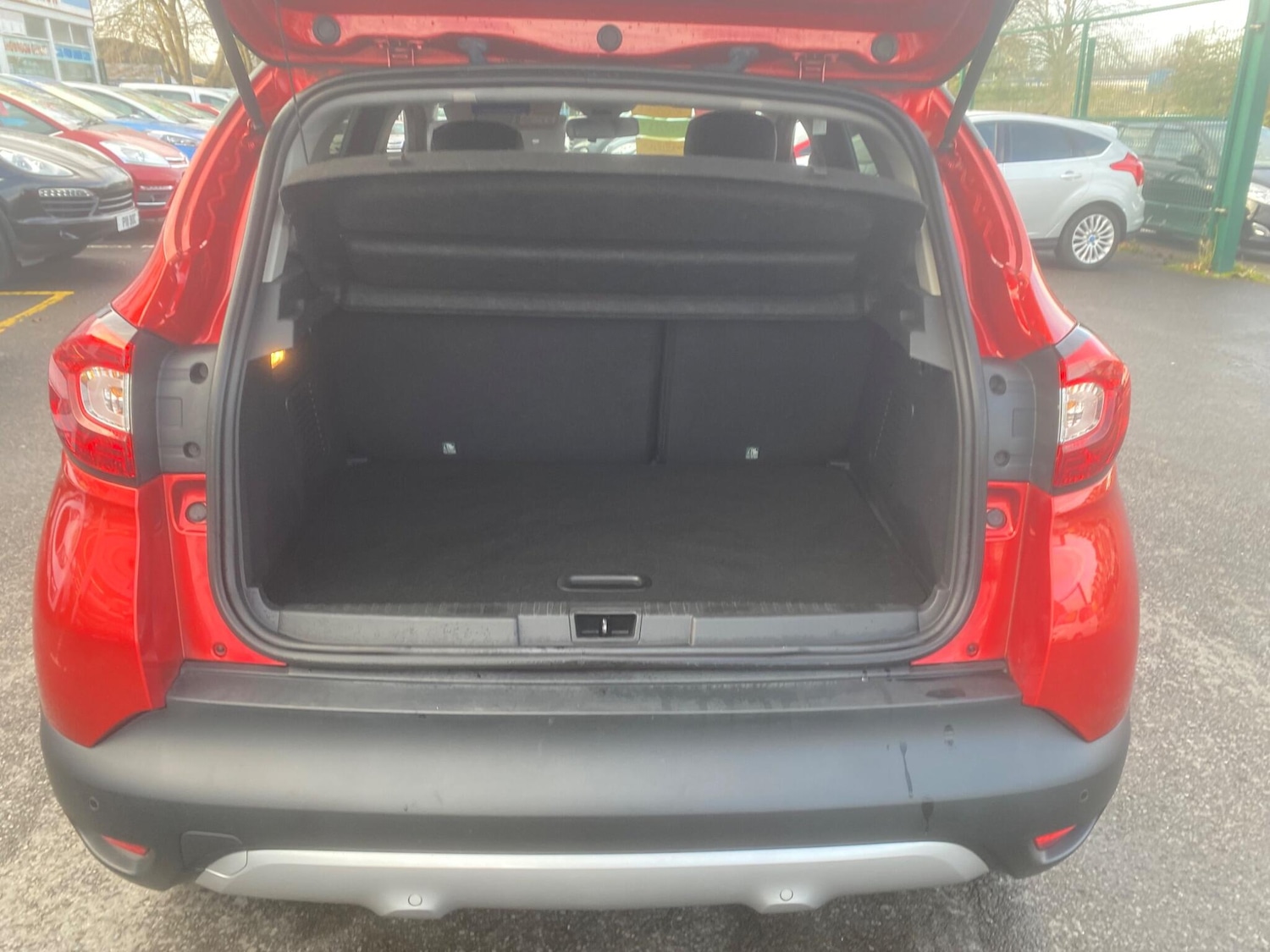 Used Renault Captur 2016 for sale - 76832263: Photo 37