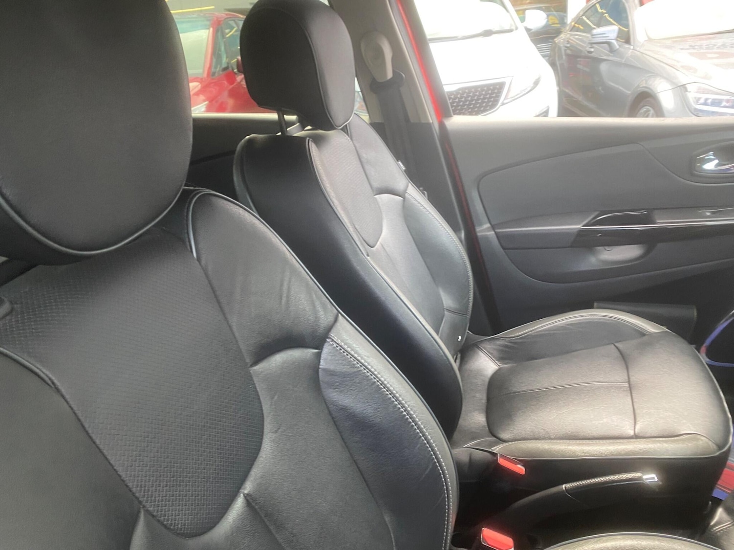 Used Renault Captur 2016 for sale - 76832263: Photo 98