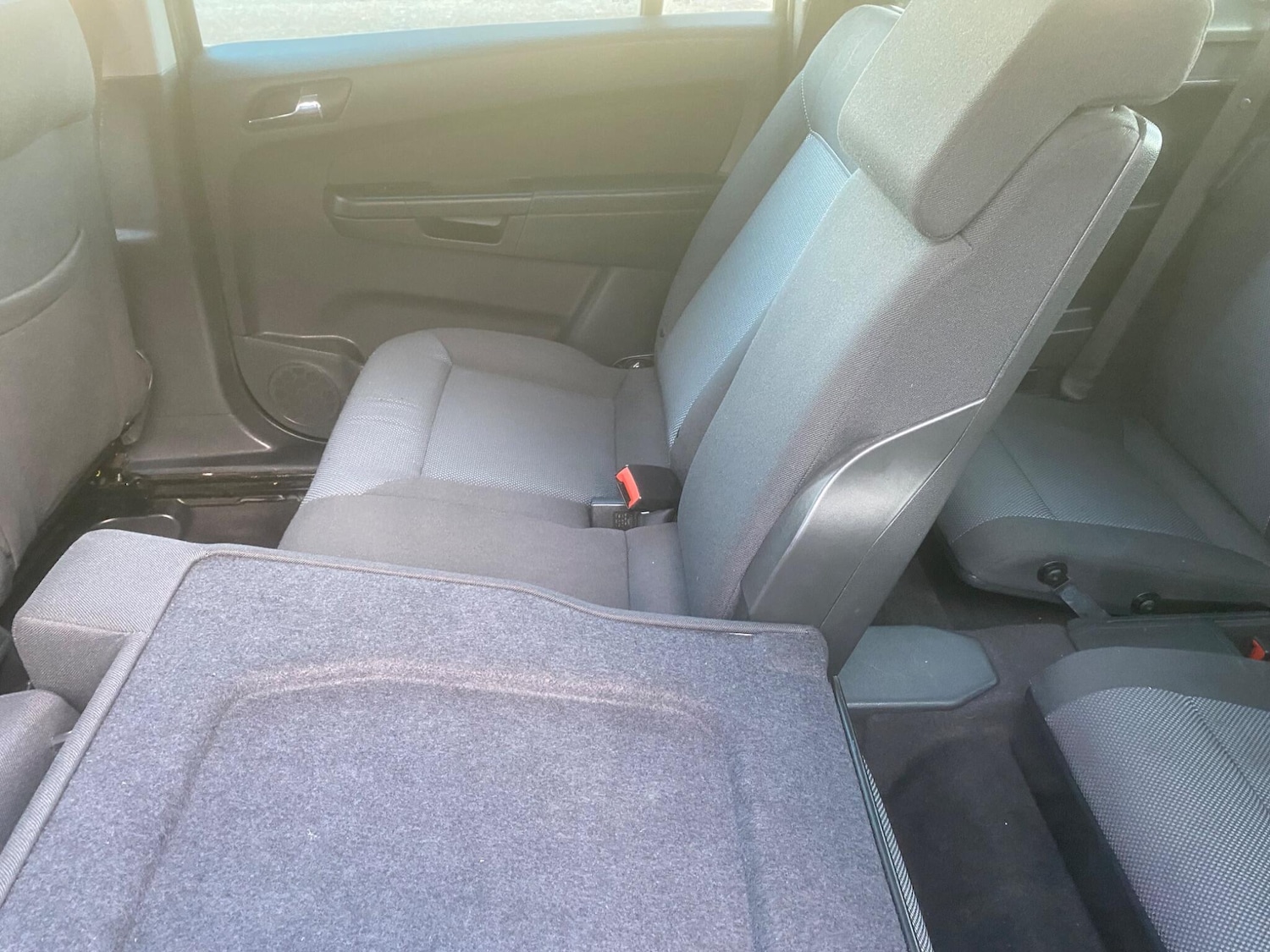 Used Vauxhall Zafira 2012 for sale - 76700895: Photo 31