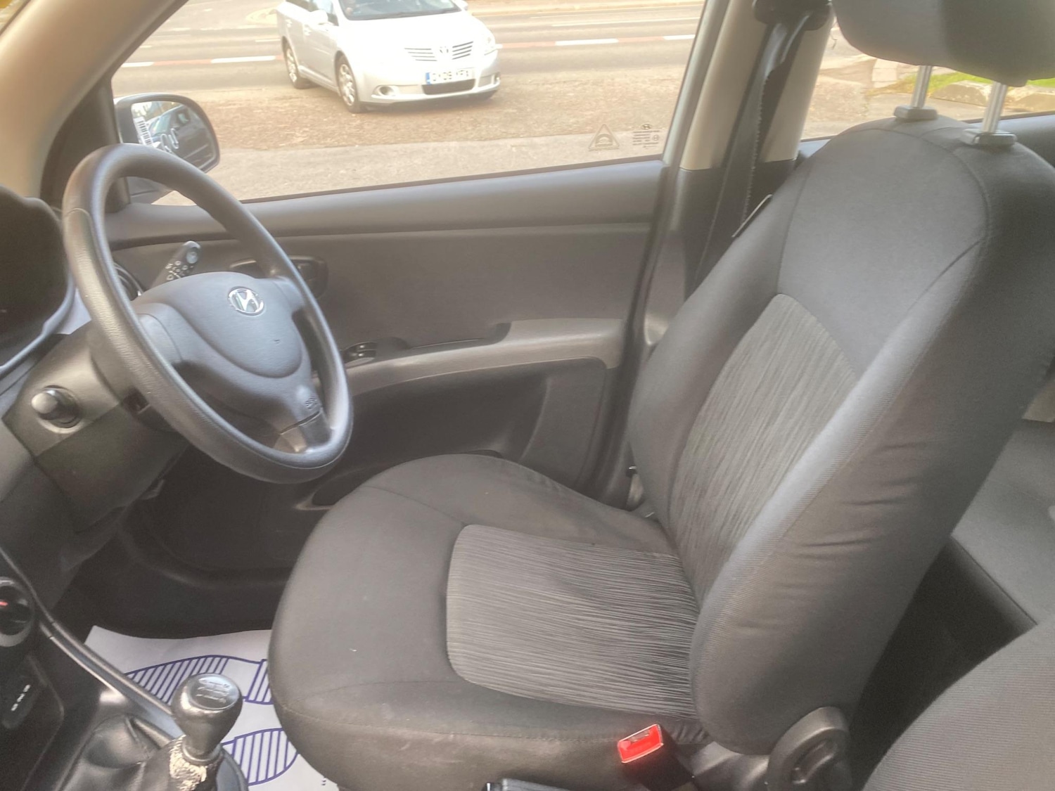 Used Hyundai i10 2012 for sale - 76550211: Photo 19