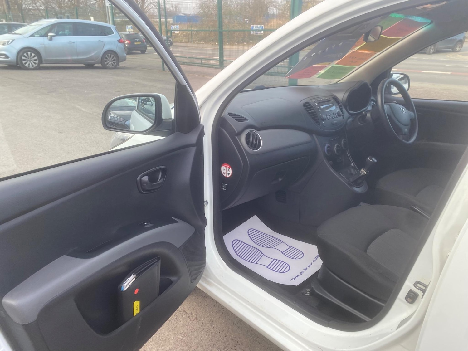 Used Hyundai i10 2012 for sale - 76550211: Photo 20