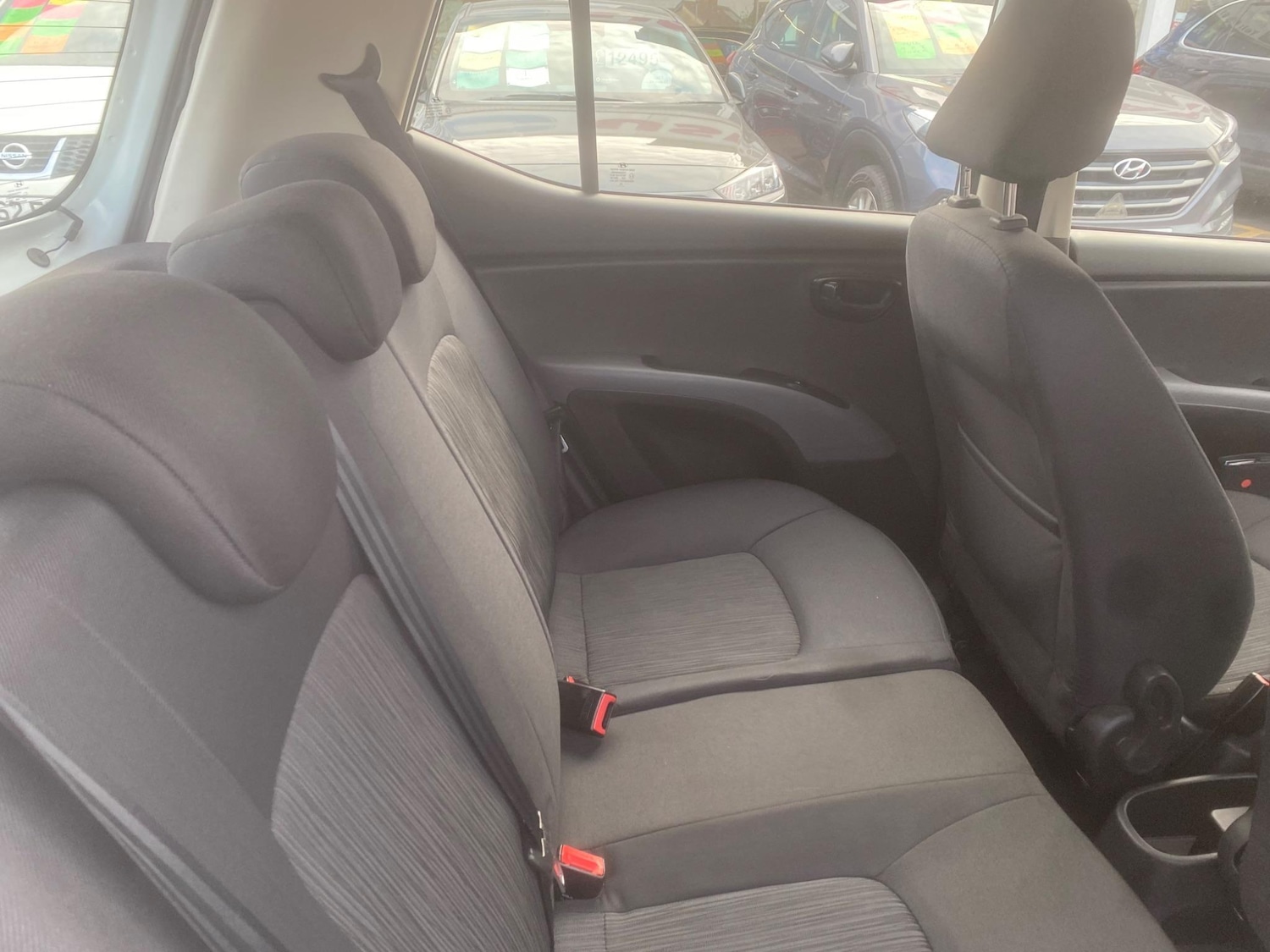 Used Hyundai i10 2012 for sale - 76550211: Photo 35