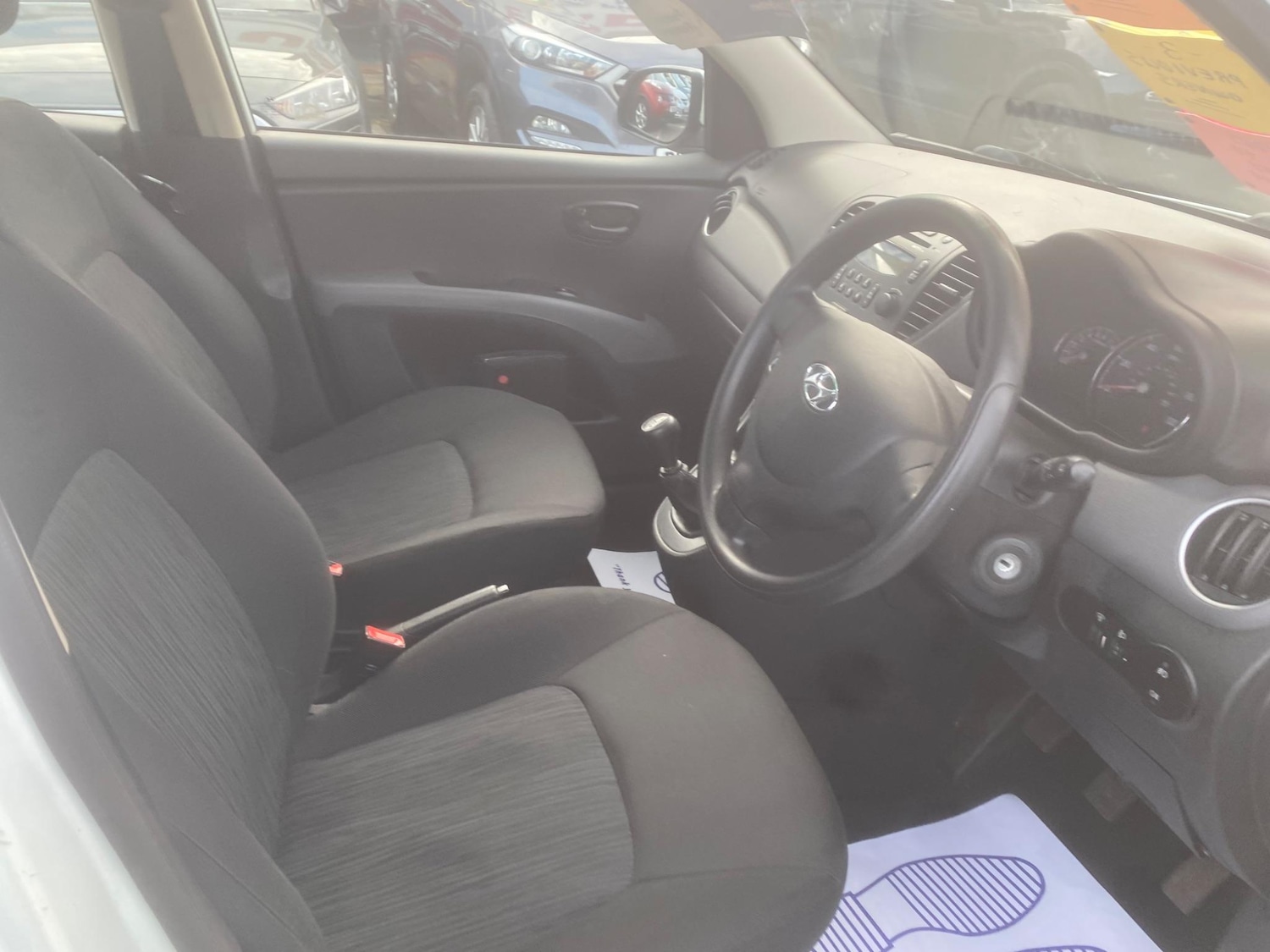 Used Hyundai i10 2012 for sale - 76550211: Photo 51