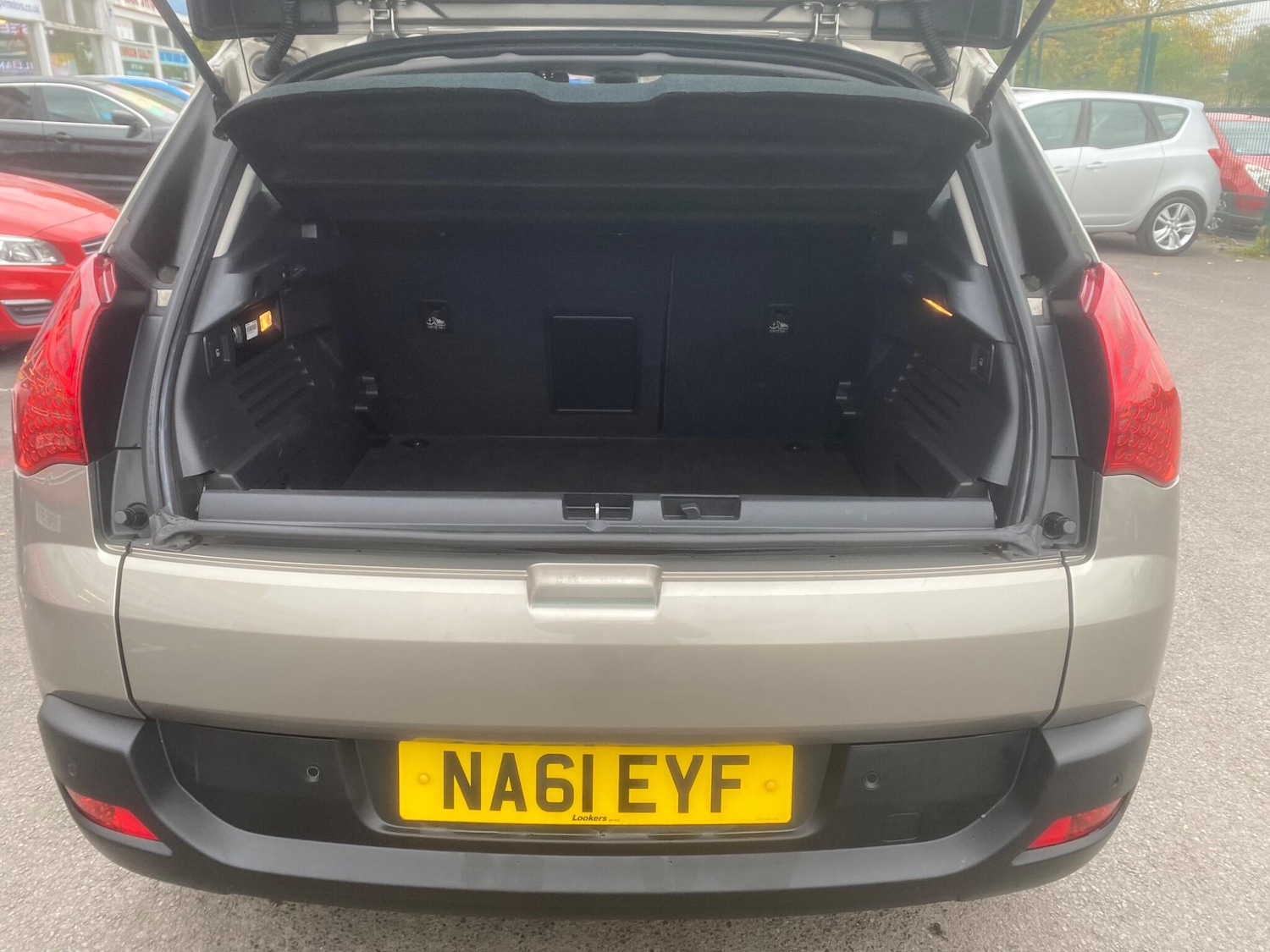 Used Peugeot 3008 2011 for sale - 76539608: Photo 27