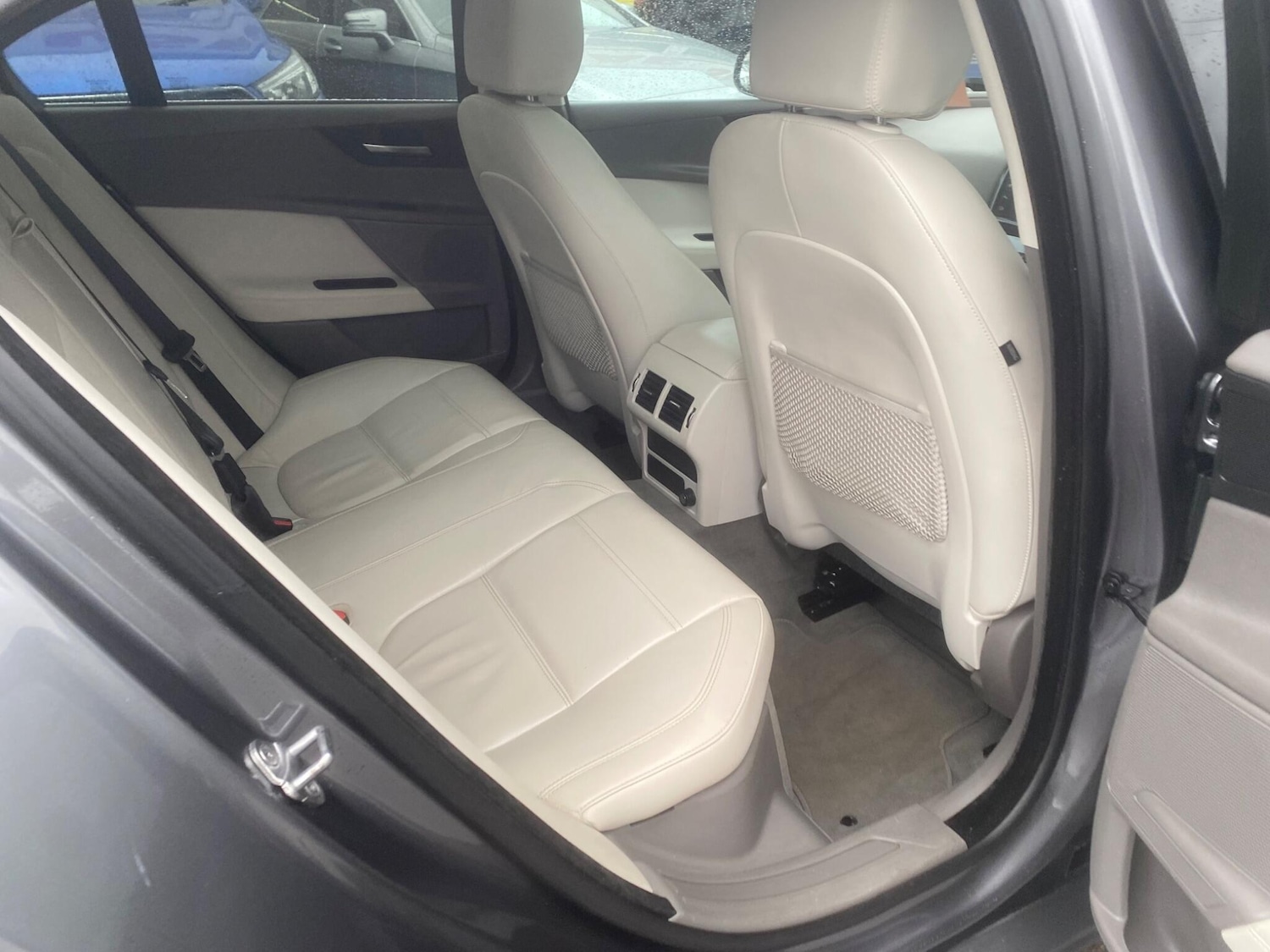 Used Jaguar XE 2016 for sale - 77291619: Photo 28