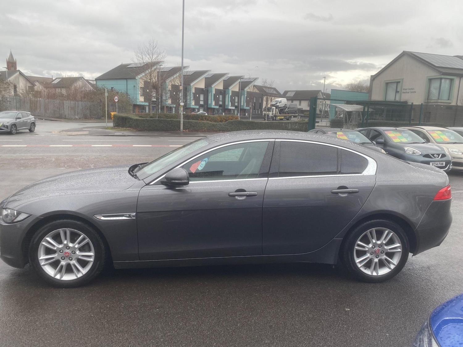 Used Jaguar XE 2016 for sale - 77291619: Photo 4