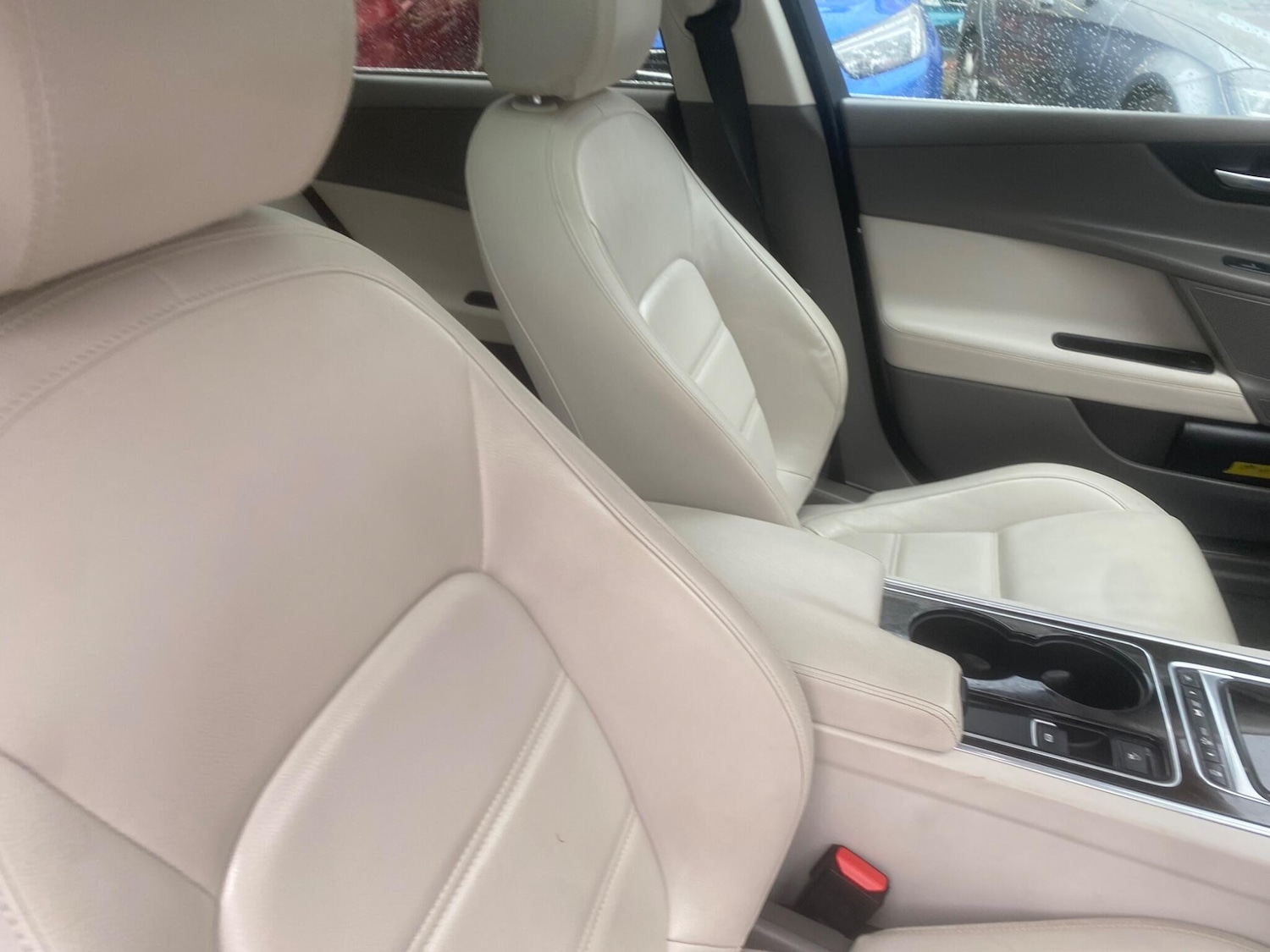 Used Jaguar XE 2016 for sale - 77291619: Photo 46