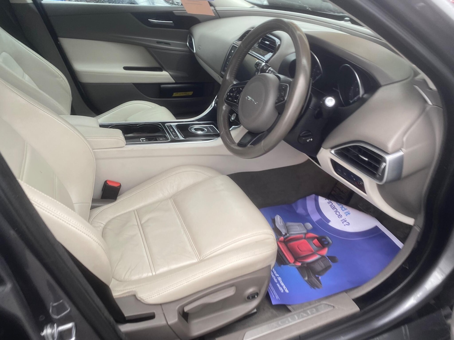 Used Jaguar XE 2016 for sale - 77291619: Photo 49