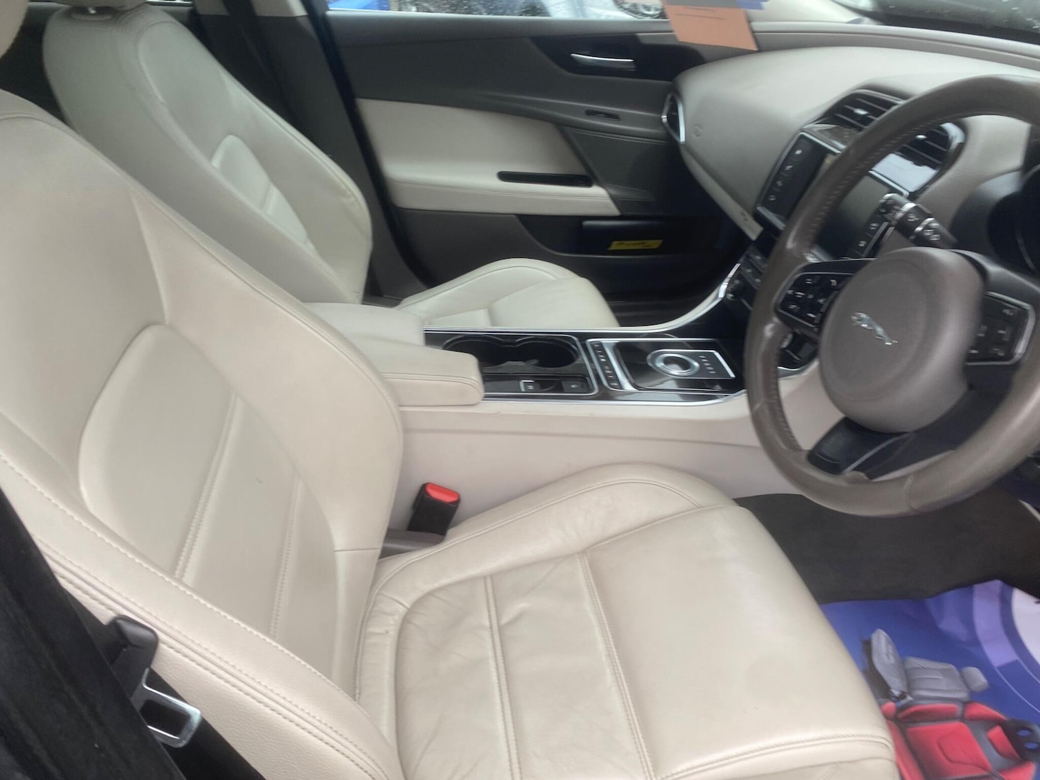 Used Jaguar XE 2016 for sale - 77291619: Photo 50