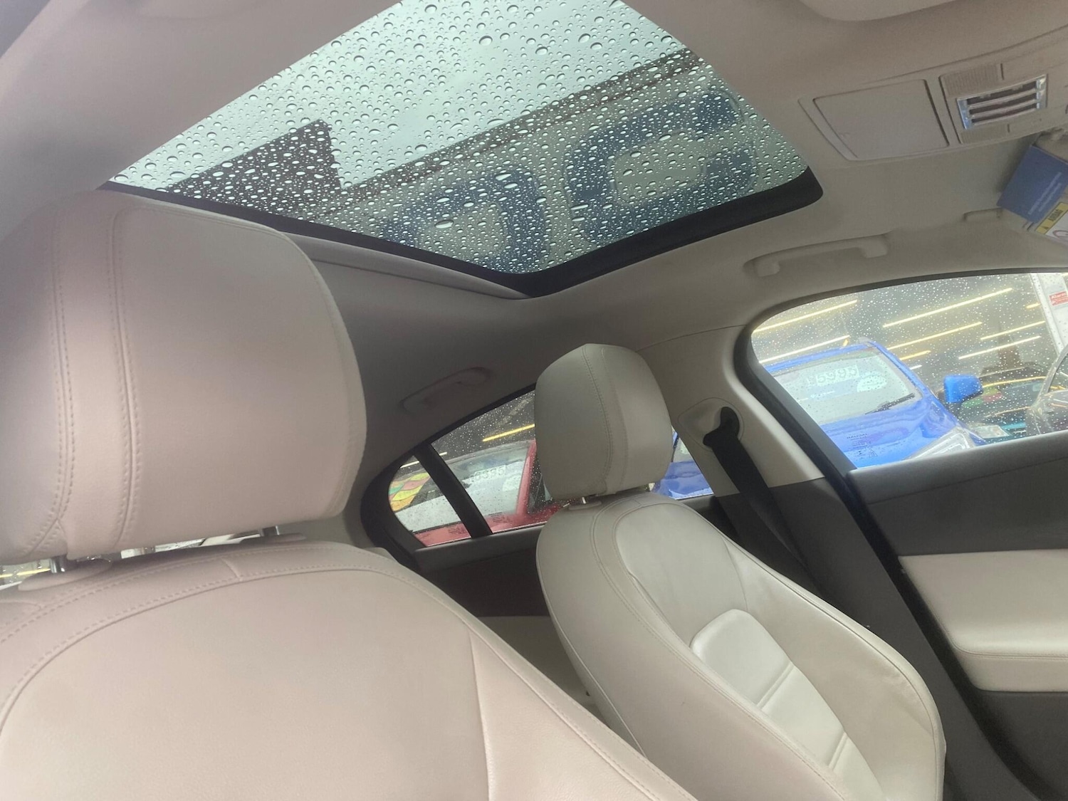 Used Jaguar XE 2016 for sale - 77291619: Photo 57