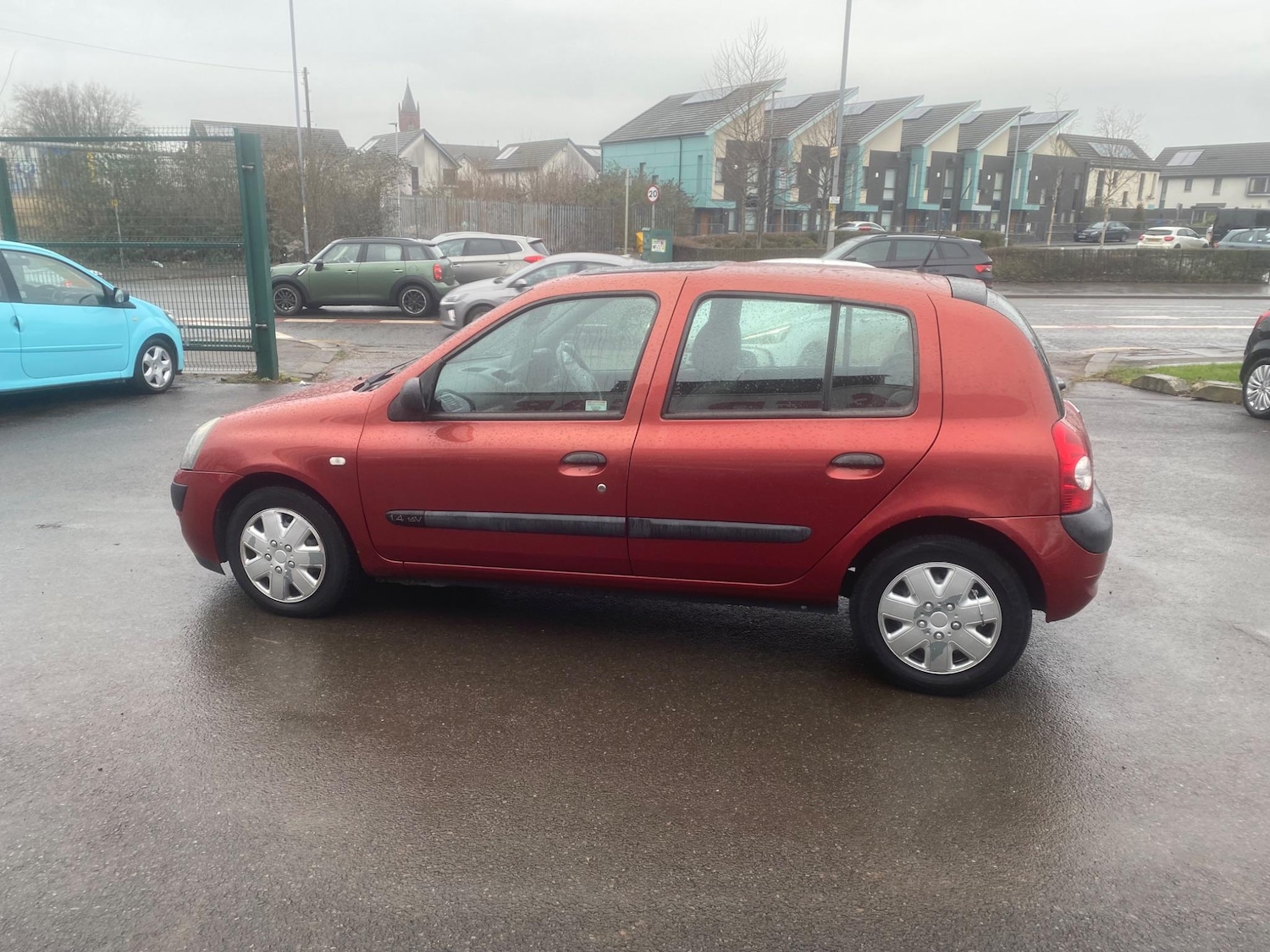 Used Renault Clio for sale - 76551102: Photo 14