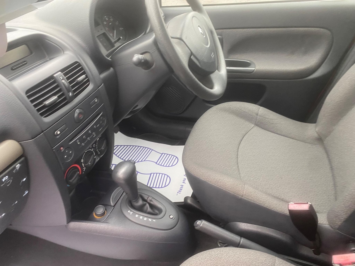 Used Renault Clio for sale - 76551102: Photo 21