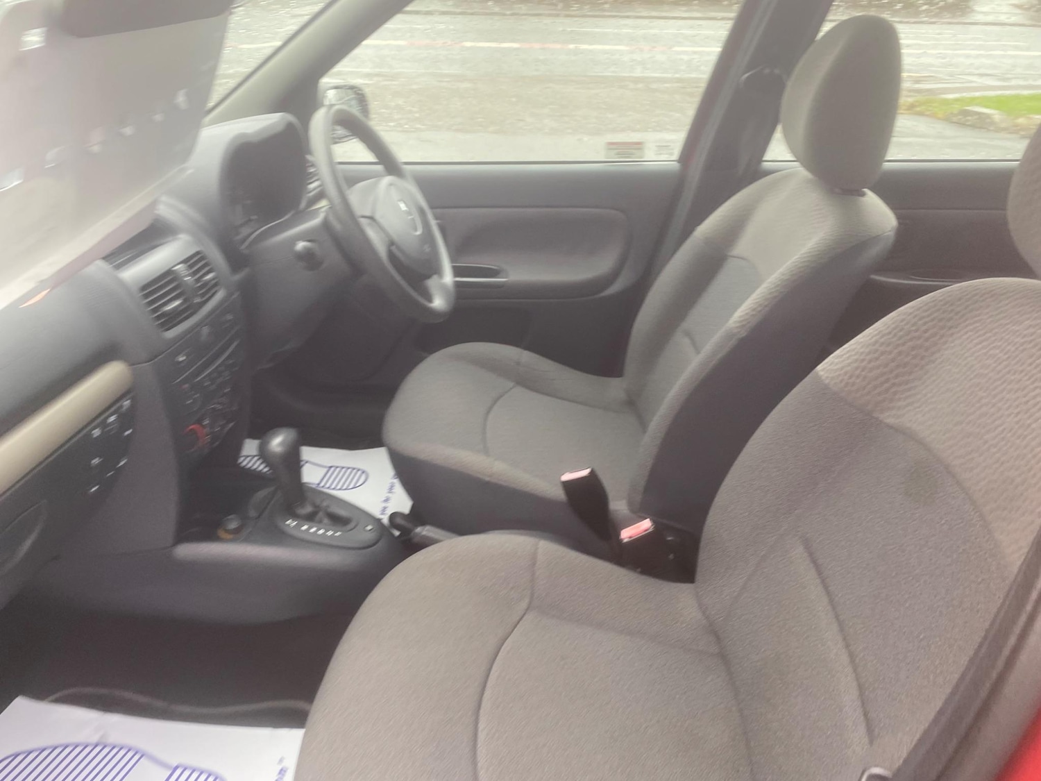 Used Renault Clio for sale - 76551102: Photo 22