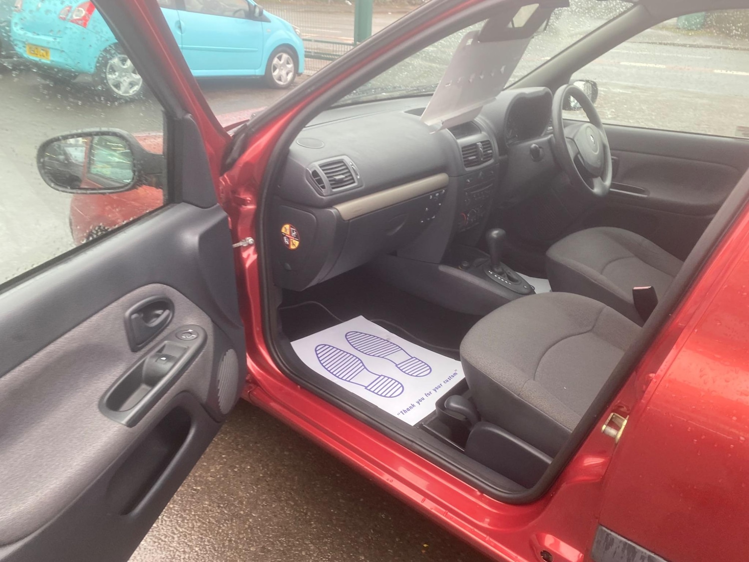 Used Renault Clio for sale - 76551102: Photo 26