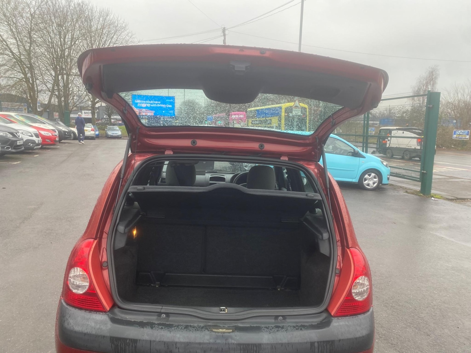 Used Renault Clio for sale - 76551102: Photo 37