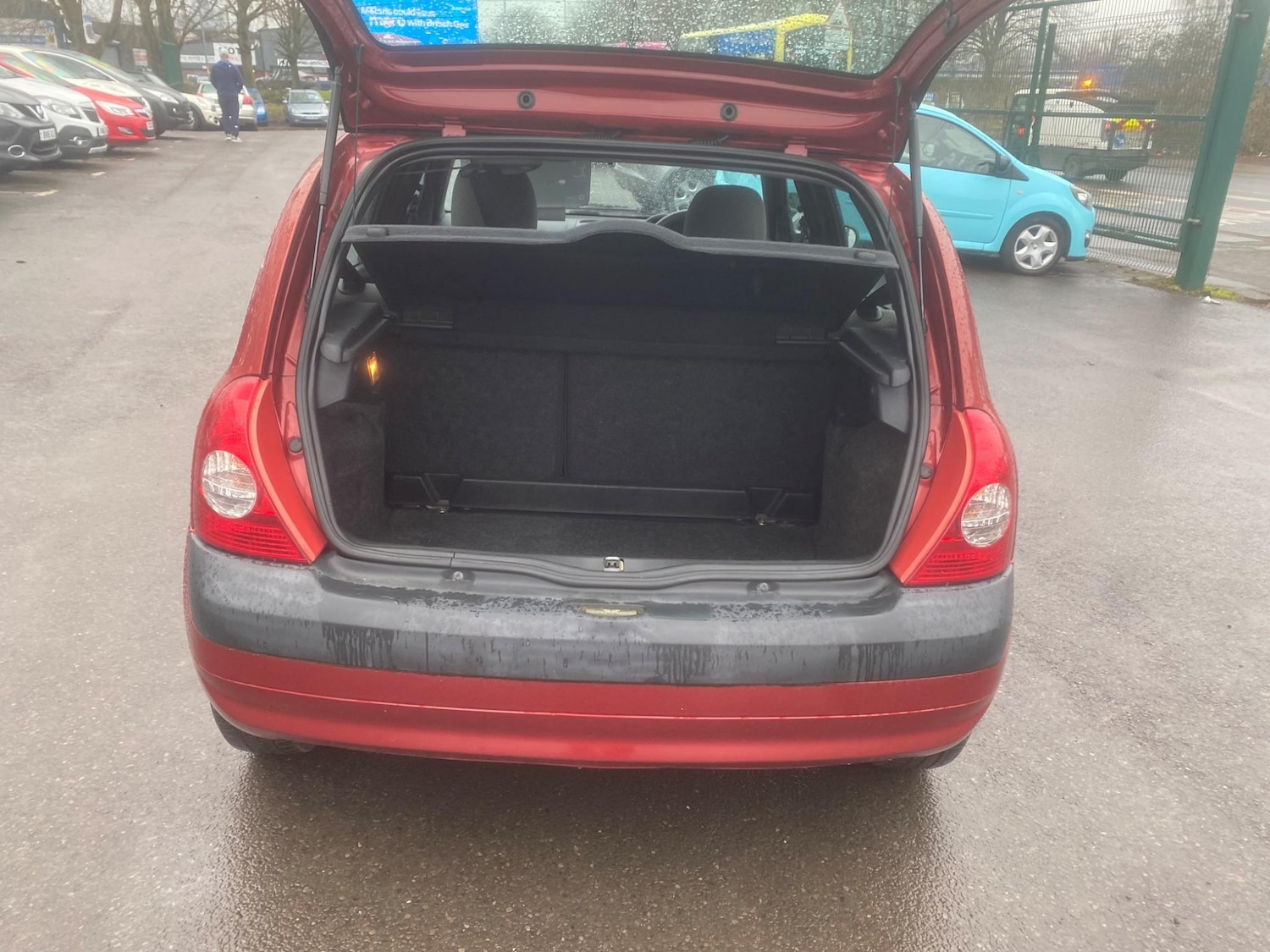 Used Renault Clio for sale - 76551102: Photo 42