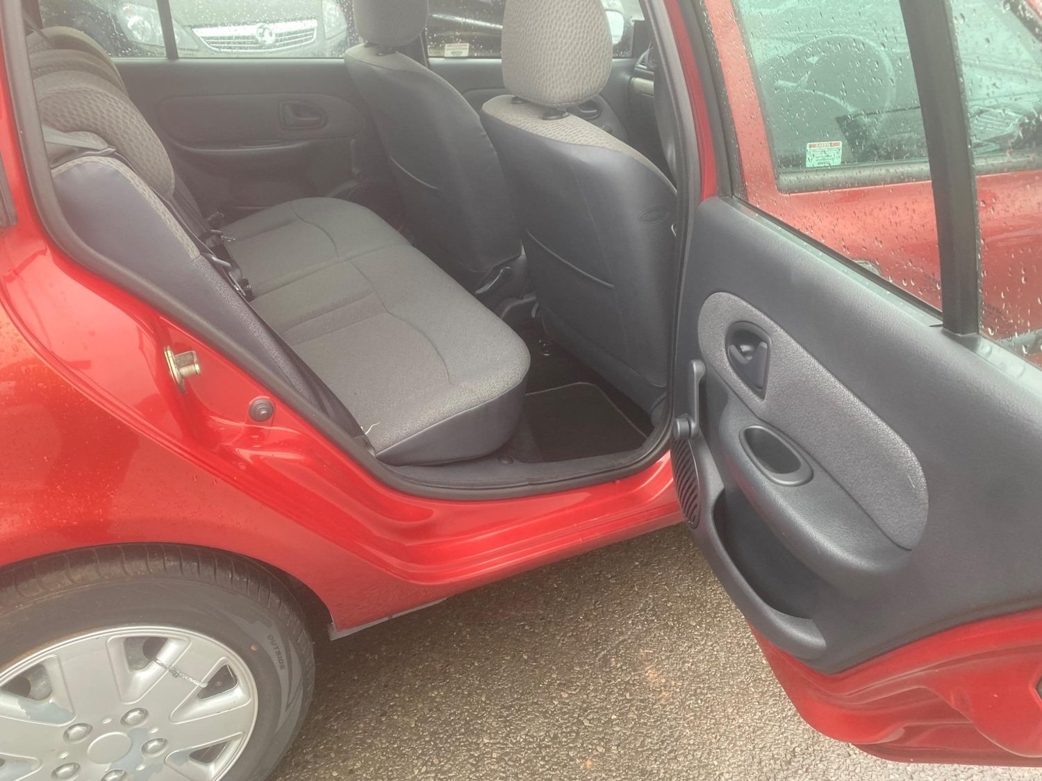 Used Renault Clio for sale - 76551102: Photo 43