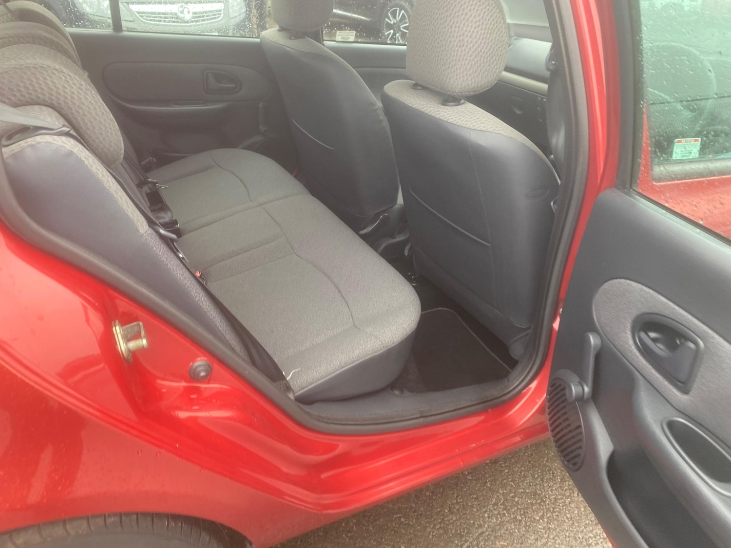 Used Renault Clio for sale - 76551102: Photo 44