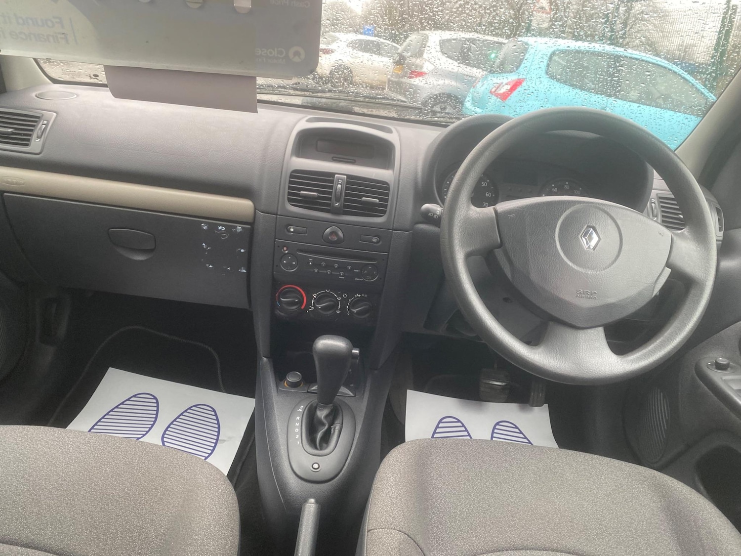 Used Renault Clio for sale - 76551102: Photo 51