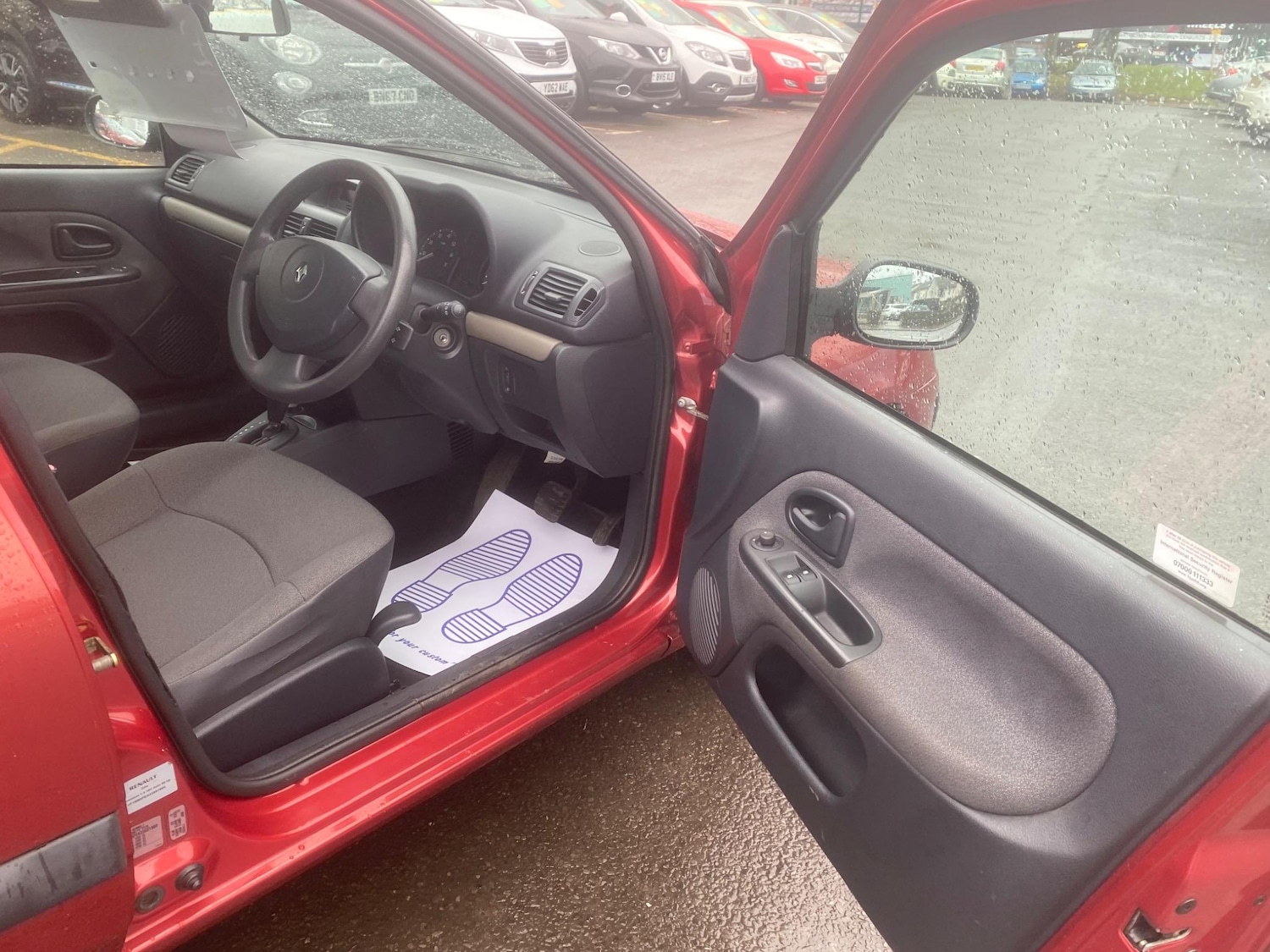 Used Renault Clio for sale - 76551102: Photo 69