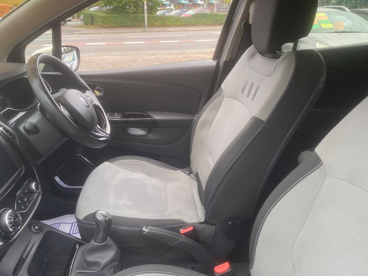 Used Renault Captur 2014 for sale - 76988549: Photo 18