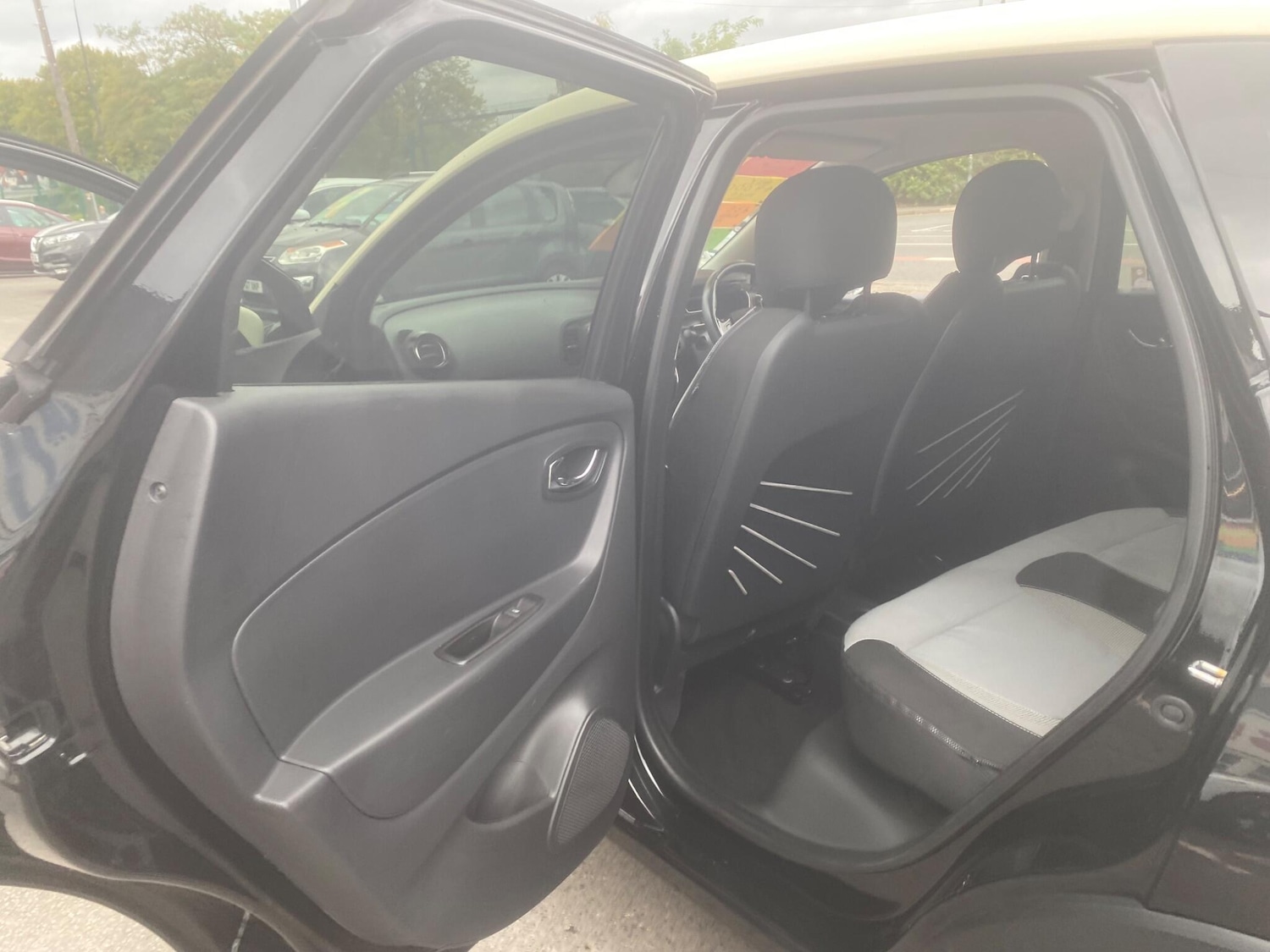 Used Renault Captur 2014 for sale - 76988549: Photo 32