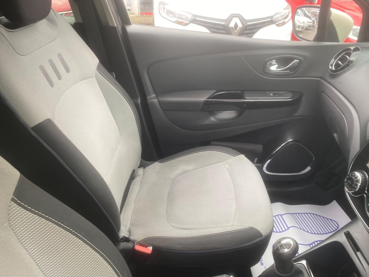 Used Renault Captur 2014 for sale - 76988549: Photo 54