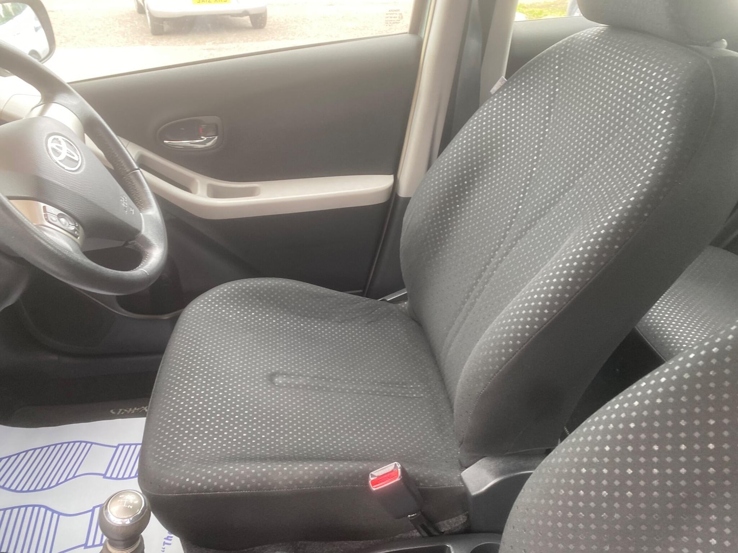 Used Toyota Yaris 2011 for sale - 76549391: Photo 19