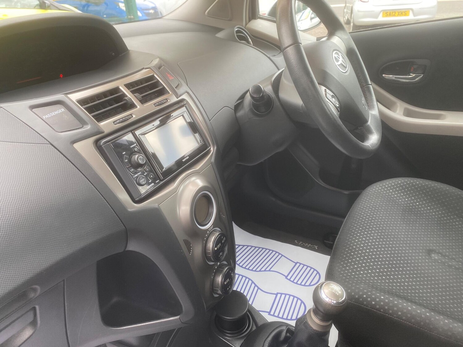 Used Toyota Yaris 2011 for sale - 76549391: Photo 22