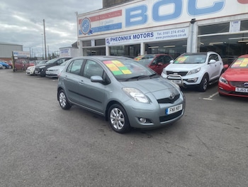 Used Toyota Yaris 2011 for sale - 76549391: Photo