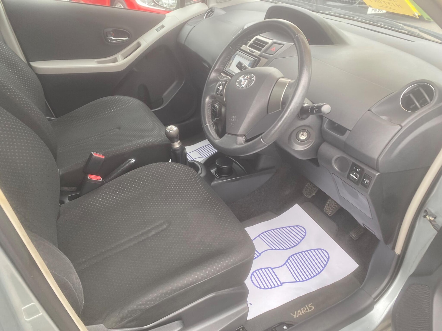 Used Toyota Yaris 2011 for sale - 76549391: Photo 66