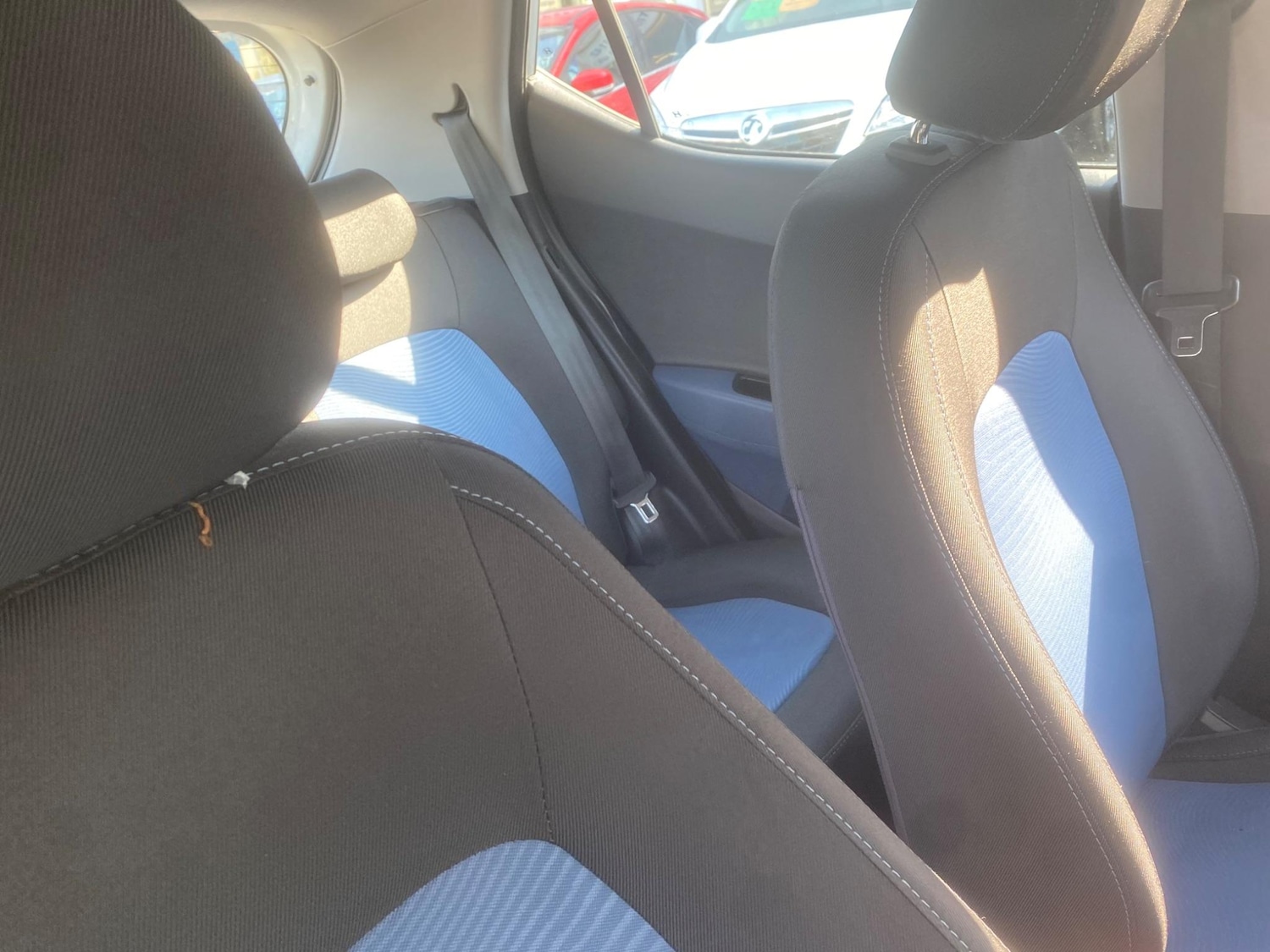 Used Hyundai i10 for sale - 76551019: Photo 60