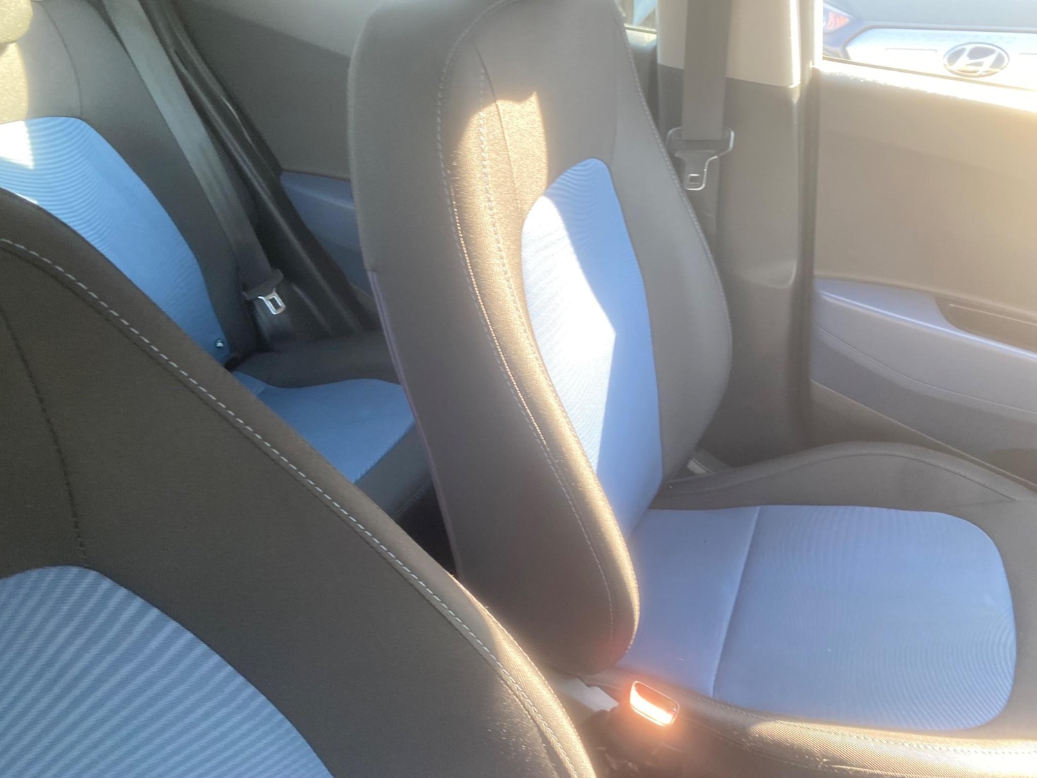 Used Hyundai i10 for sale - 76551019: Photo 64