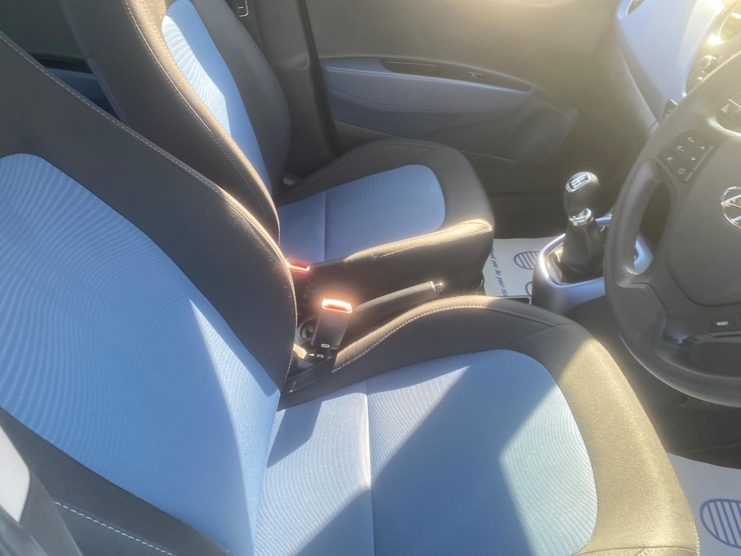 Used Hyundai i10 for sale - 76551019: Photo 70