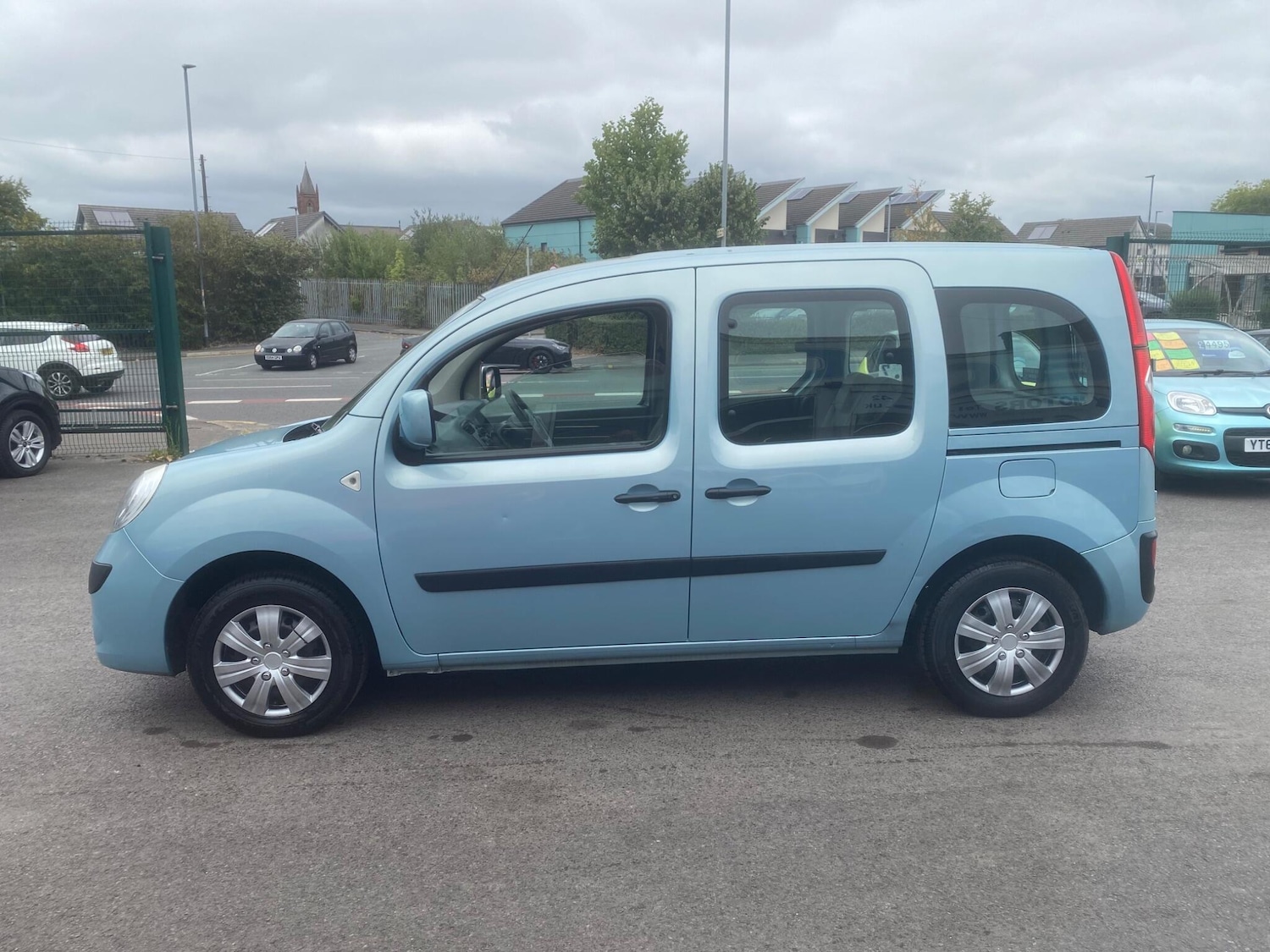 Used Renault Kangoo 2010 for sale - 76549378: Photo 15