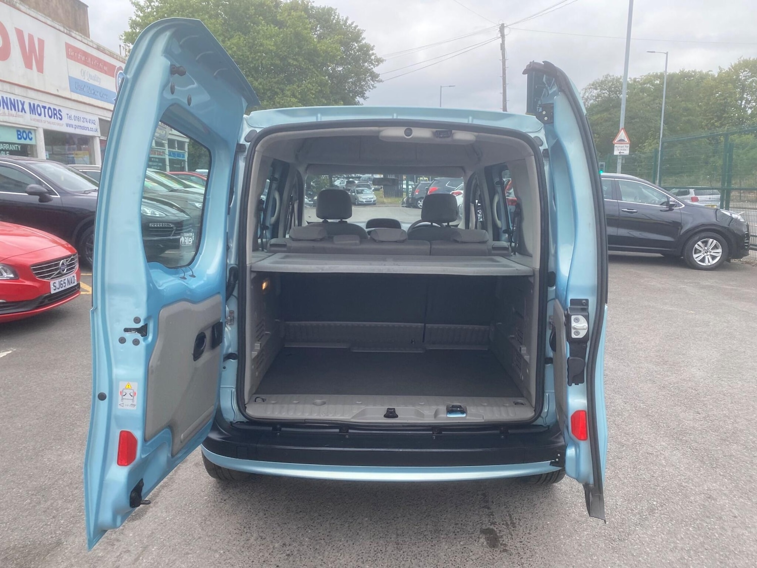 Used Renault Kangoo 2010 for sale - 76549378: Photo 36