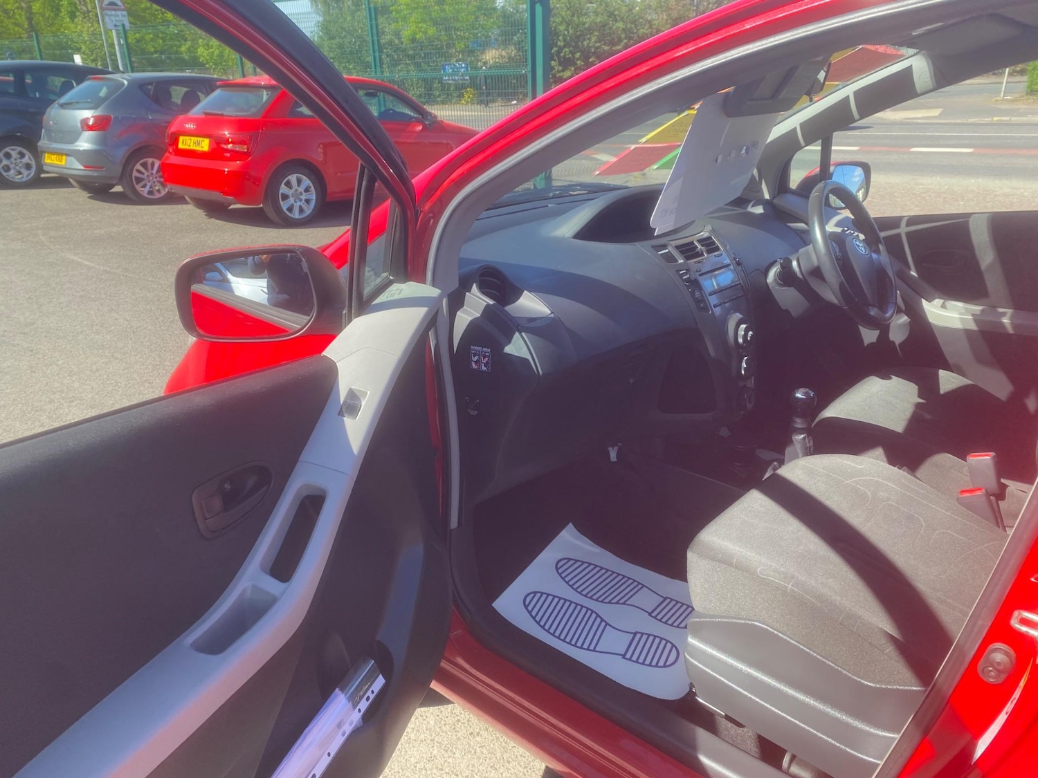 Used Toyota Yaris for sale - 76549457: Photo 27