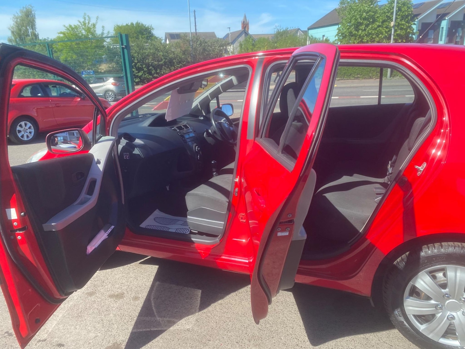 Used Toyota Yaris for sale - 76549457: Photo 32